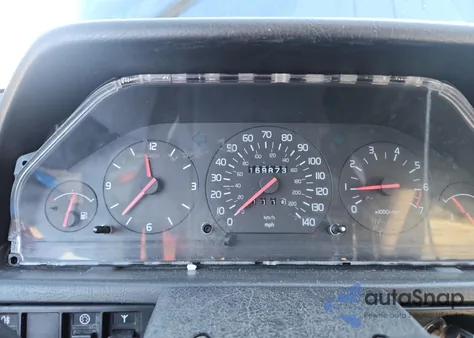 1993 Volvo 940 from USA, damaged, VIN YV1JS8833P3141210